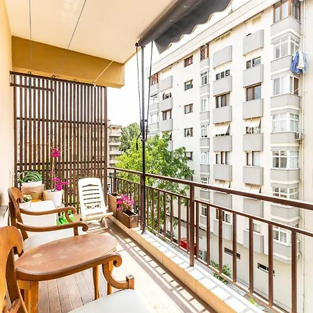 Apartment Flat W Balcony 10 Min To Toy Museum And Marmaray *