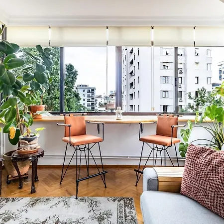 Flat W Balcony 10 Min To Toy Museum And Marmaray